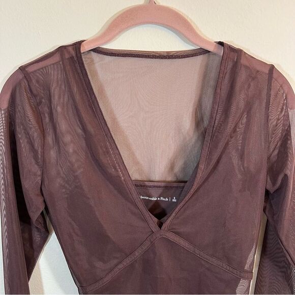 ✨ Abercrombie & Fitch Long-Sleeve V-Neck Mesh Top Brown Small - Picture 4 of 11